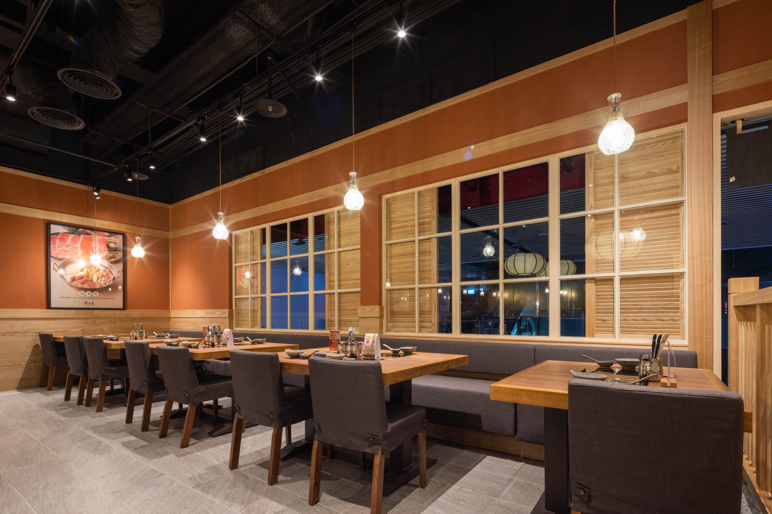 進軍新竹！乾杯集團旗下「黑毛屋」插旗遠東巨城購物中心，「肉量免費升級」日本和牛輕鬆吃