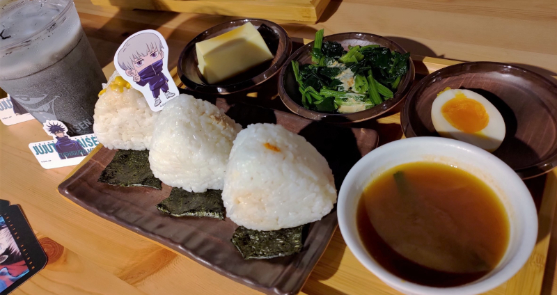 領域展開！咒術迴戰主題聯名 CAFÉ 突襲台北西門町，神還原「宿儺手指巧克力」和多款獨家設計！