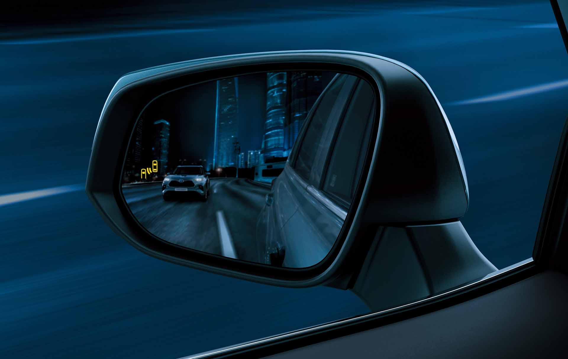 銷售霸主應有的氣勢，誰能比 Toyota Corolla Cross GR Sport 表裡如一！