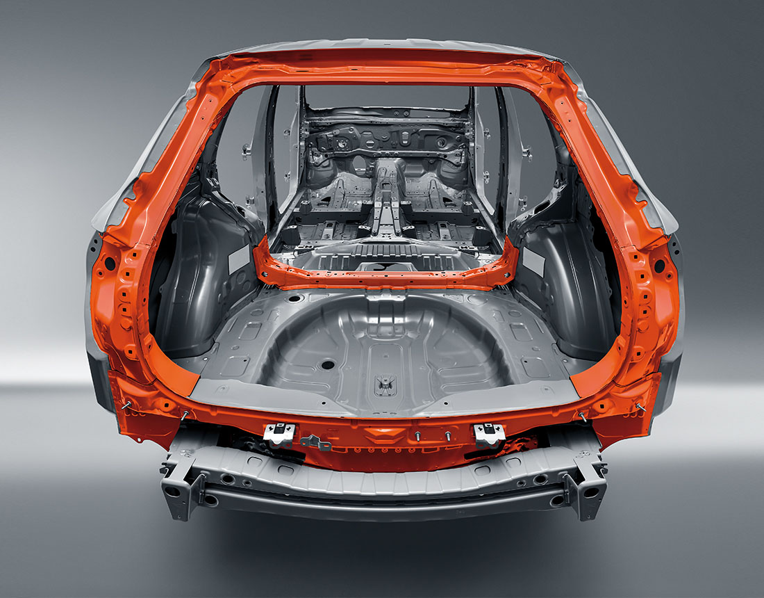 銷售霸主應有的氣勢，誰能比 Toyota Corolla Cross GR Sport 表裡如一！