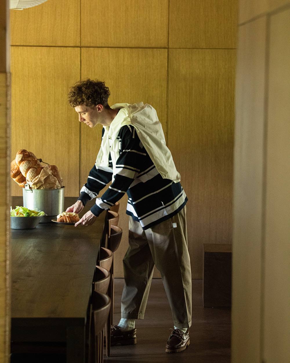 日常穿搭就是你的生活日記！新銳服裝品牌 PIN SKTBS 21AW 系列展現流行兼具舒適的風格態度！