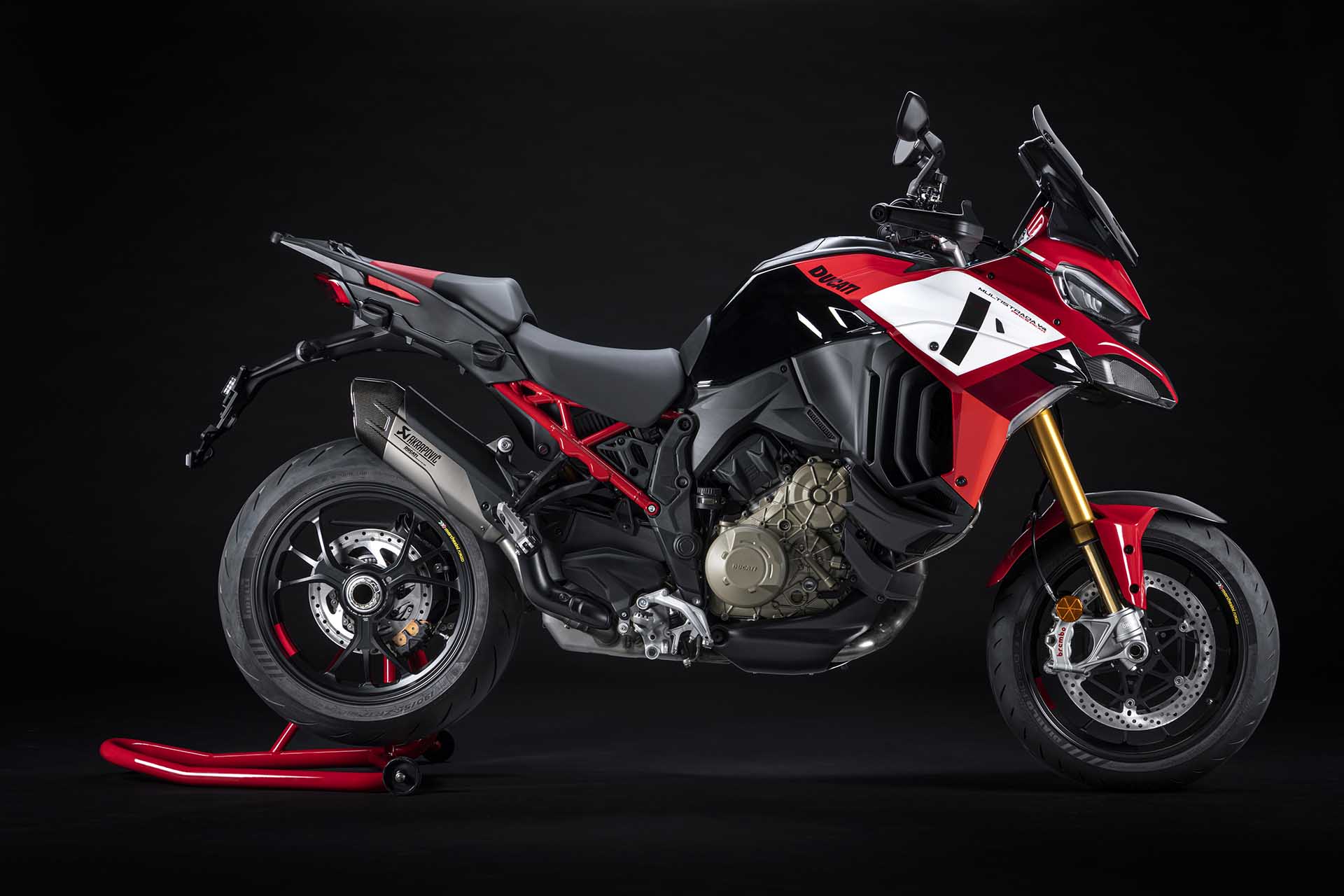 要就一次攻頂？Ducati 推 Multistrada V4 Pikes Peak 新車型，好料盡出宛若精品！