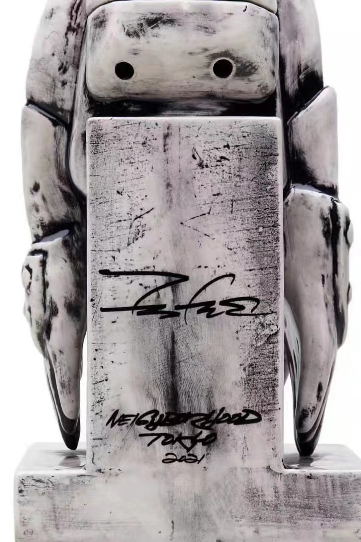 這只能跪著買！ NEIGHBORHOOD x Futura Laboratories 推出 PointMan 聯名限量線香座！