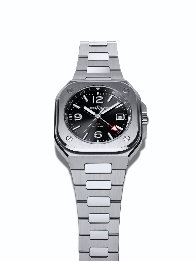 優雅、個性及態度一次到位！全方位男神何潤東演繹 Bell & Ross 全新 BR 05 GMT 腕錶