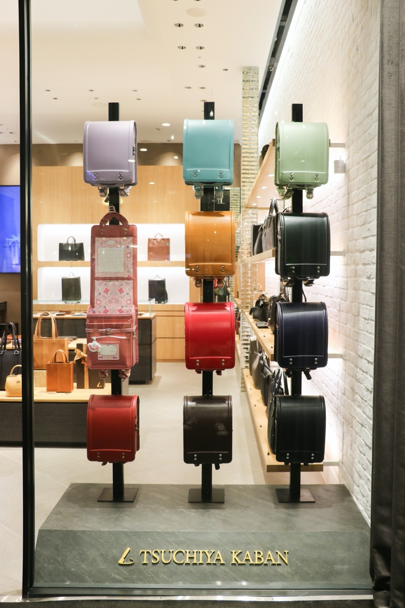 極致匠心之作！日本頂級手工皮革包品牌「土屋鞄製造所」二店正式登陸信義誠品！