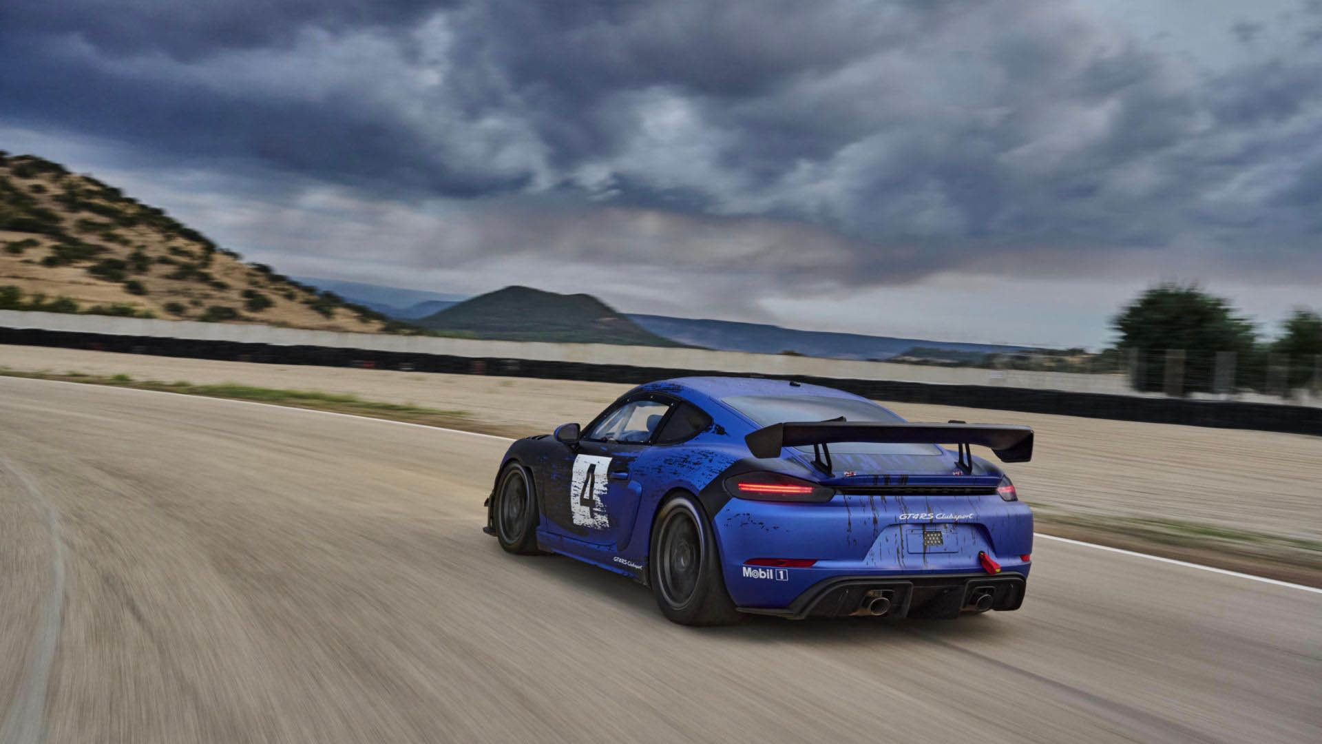 Porsche 718 Cayman GT4 RS Clubsport-3