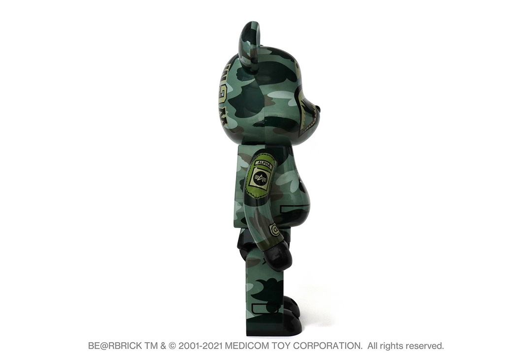 連庫柏力克熊都比你帥！BAPE® x ALPHA INDUSTRIES x BE@RBRICK 聯名公仔系列，MA-1 飛行外套好想要！