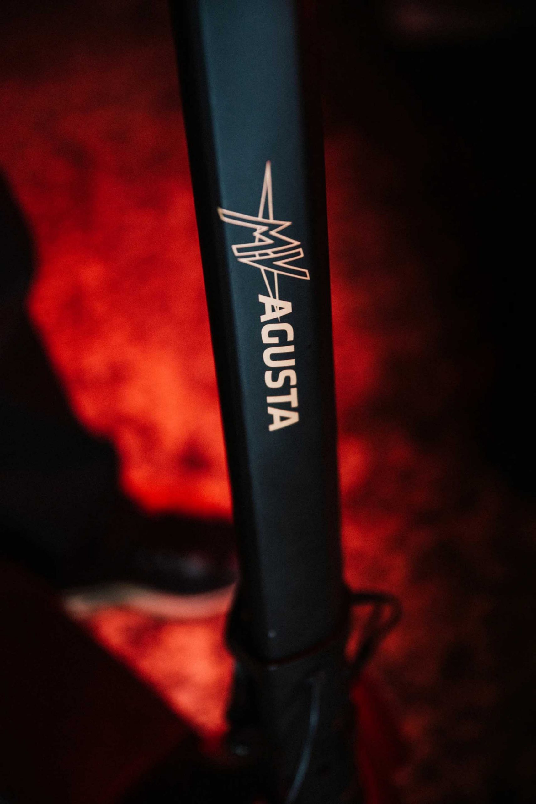 淺嚐義大利精品級重機？不可錯過 MV Agusta Rapido Serie Oro 電動滑板車！