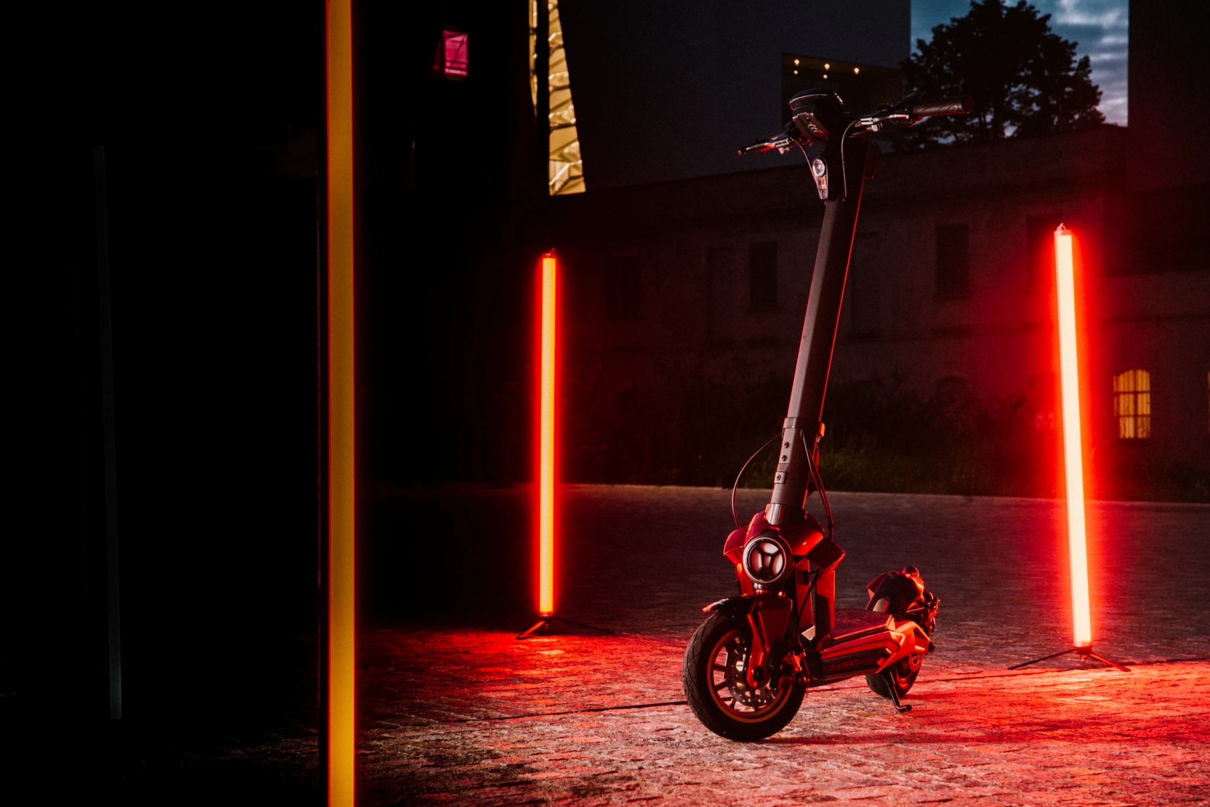 淺嚐義大利精品級重機？不可錯過 MV Agusta Rapido Serie Oro 電動滑板車！