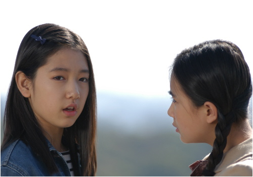 雙囍臨門！用 7 點帶你認識最美未婚妻、業界最想合作演員「朴信惠」，出道、認愛全過程一次看！