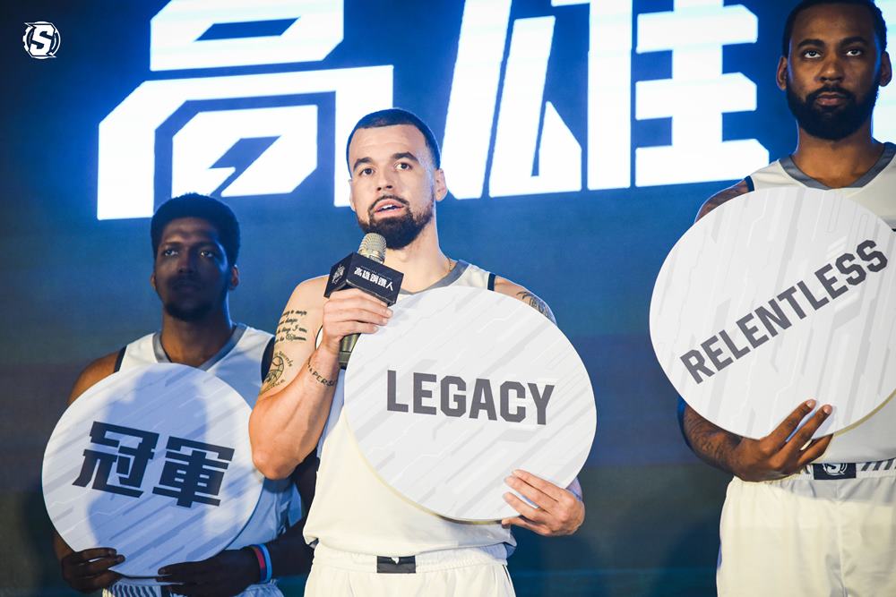 不僅要當 NO.1 還要是「南霸ONE」！高雄鋼鐵人宣誓開季目標，期許稱霸南臺灣！