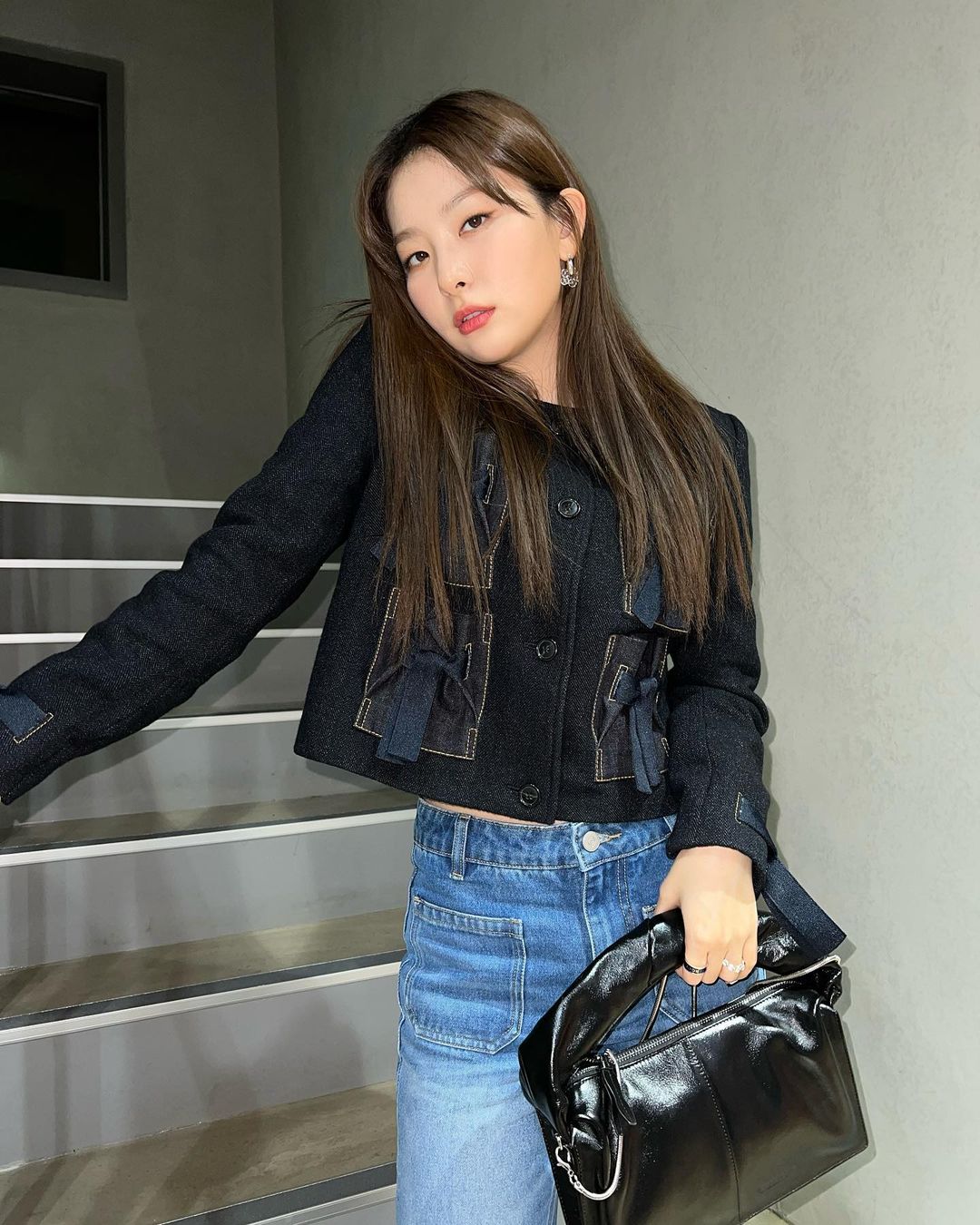 2021 全球百大帥哥美女排行出爐！BLACKPINK LISA 勇奪冠軍，TWICE 子瑜連續七年榜上有名！