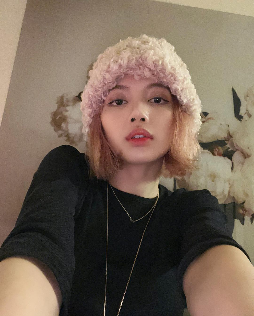 2021 全球百大帥哥美女排行出爐！BLACKPINK LISA 勇奪冠軍，TWICE 子瑜連續七年榜上有名！