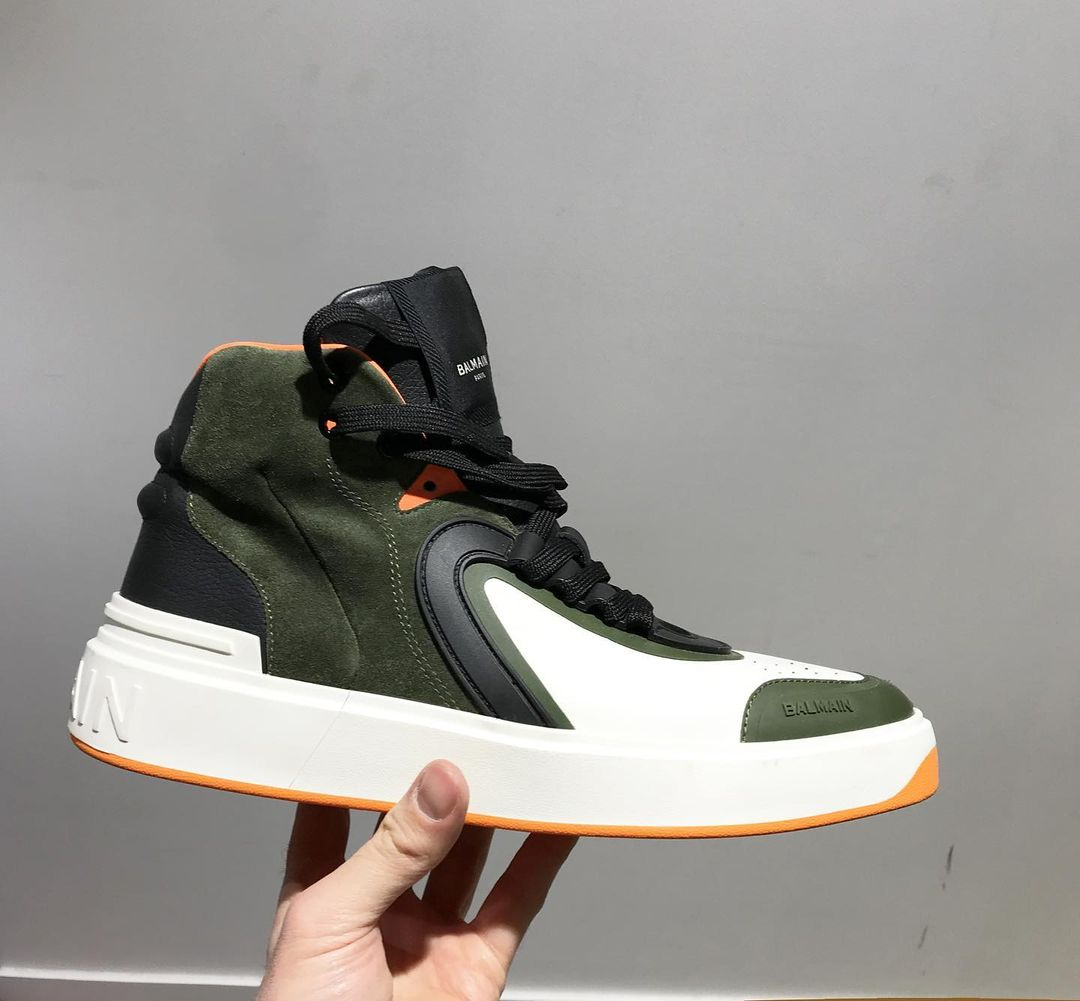 強烈視覺衝擊！Balmain 2022 春夏鞋款準備登場