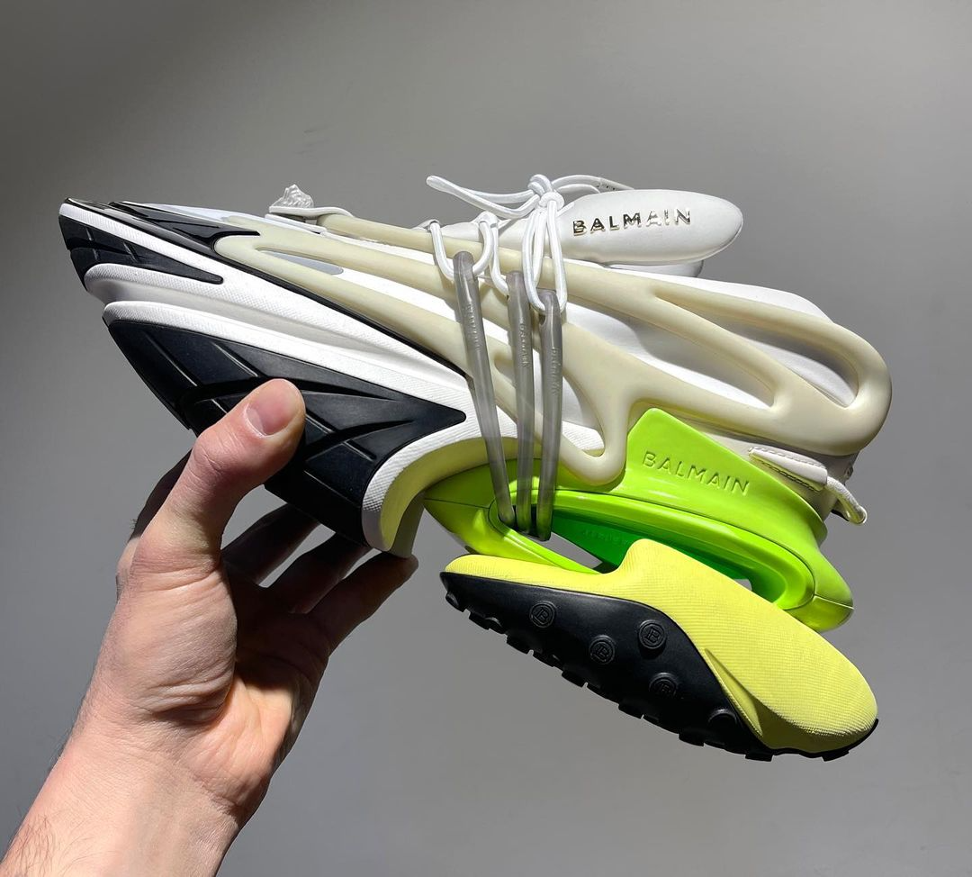 強烈視覺衝擊！Balmain 2022 春夏鞋款準備登場