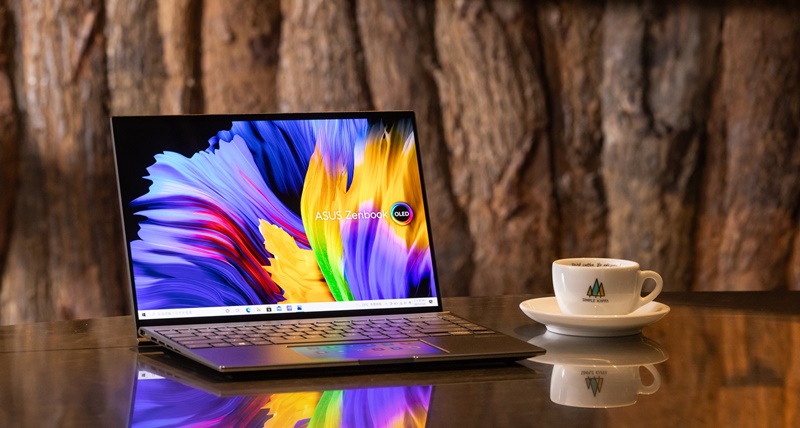驚艷絕美！ASUS OLED筆電體驗會聖誕登場 品味Zenbook x 興波咖啡