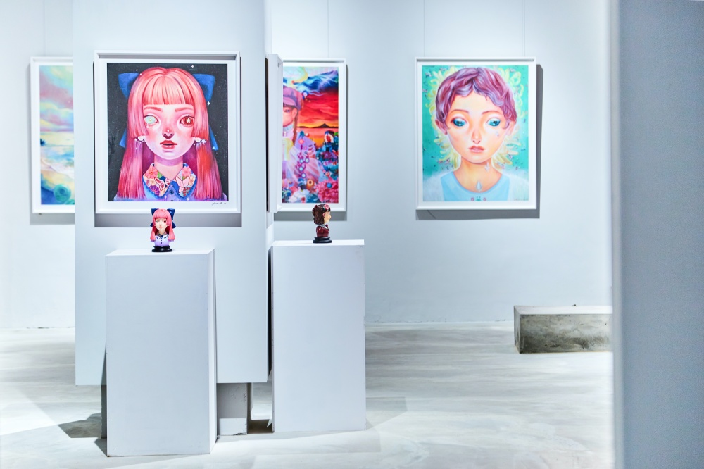 日本新生代超扁平派！人氣藝術家 丸山純奈 個展 Junna Maruyama Solo Exhibition 正式在台開催