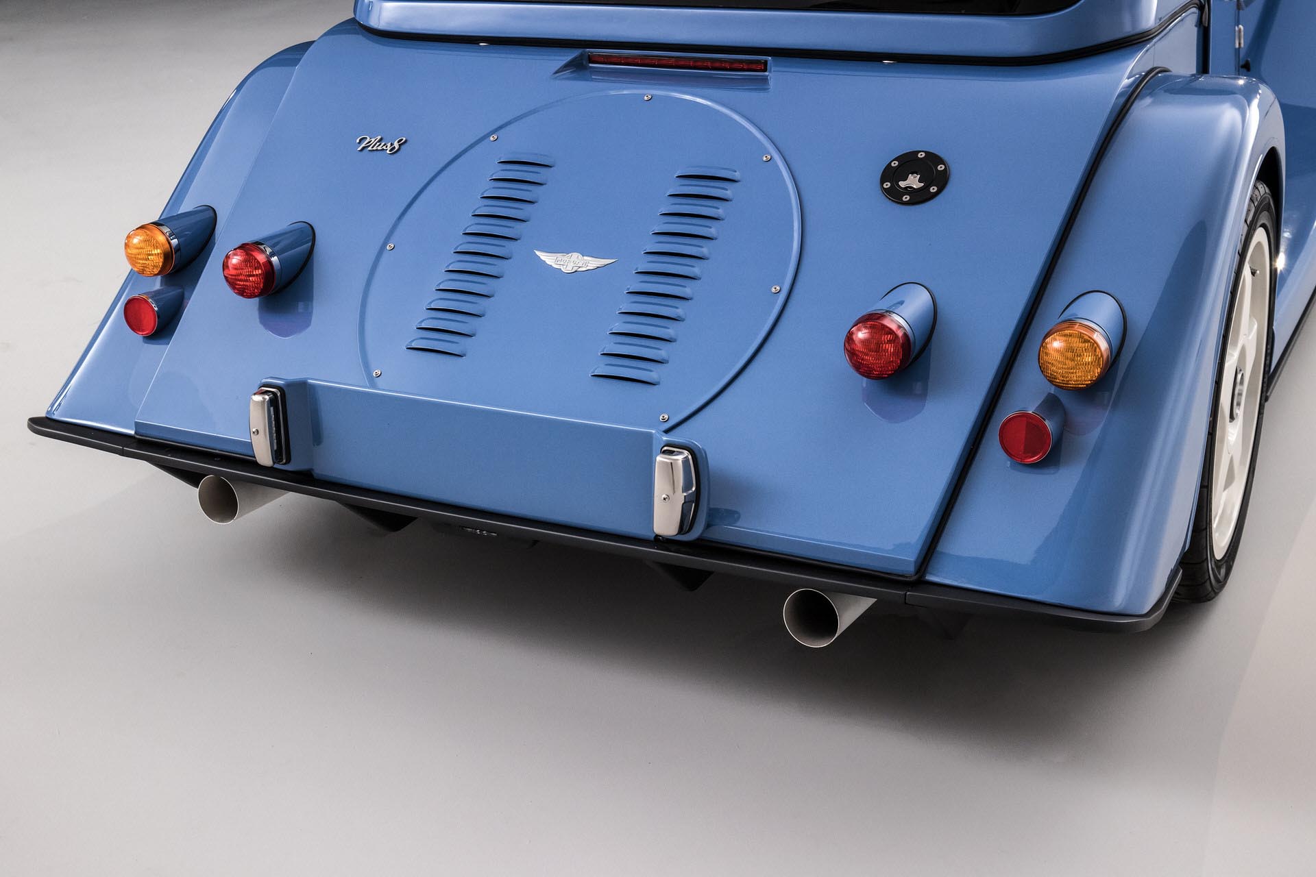 限量 9 台！Morgan 重現 PLUS 8 GTR，又是歷代最強！