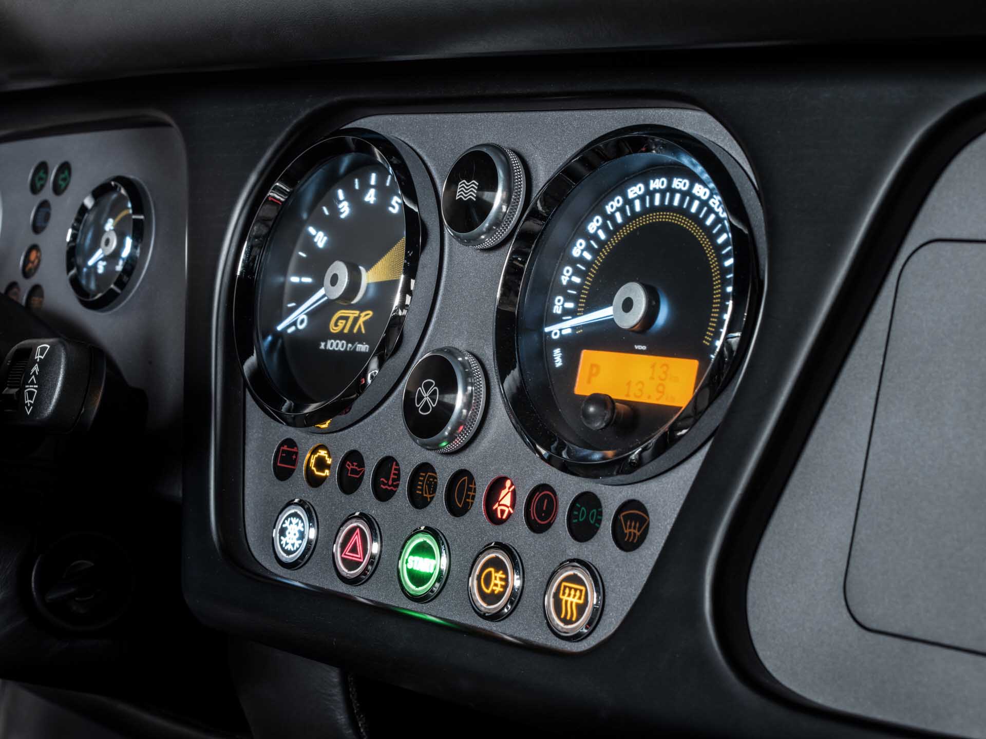 限量 9 台！Morgan 重現 PLUS 8 GTR，又是歷代最強！