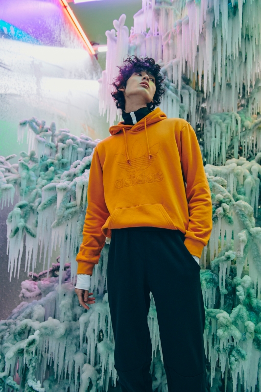 實踐永恆精神！ adidas Originals 冬季系列攜手藝術家東信康仁打造形象，用 NITEBALL 創造你的冬季亮點！