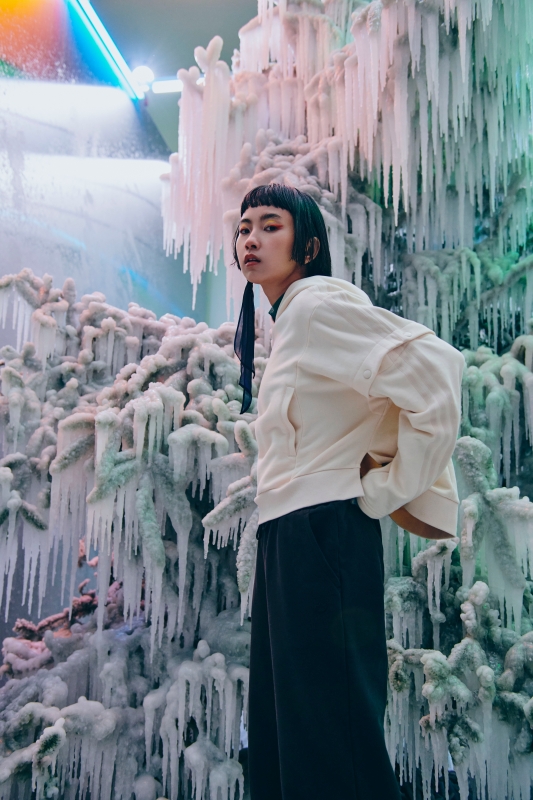 實踐永恆精神！ adidas Originals 冬季系列攜手藝術家東信康仁打造形象，用 NITEBALL 創造你的冬季亮點！