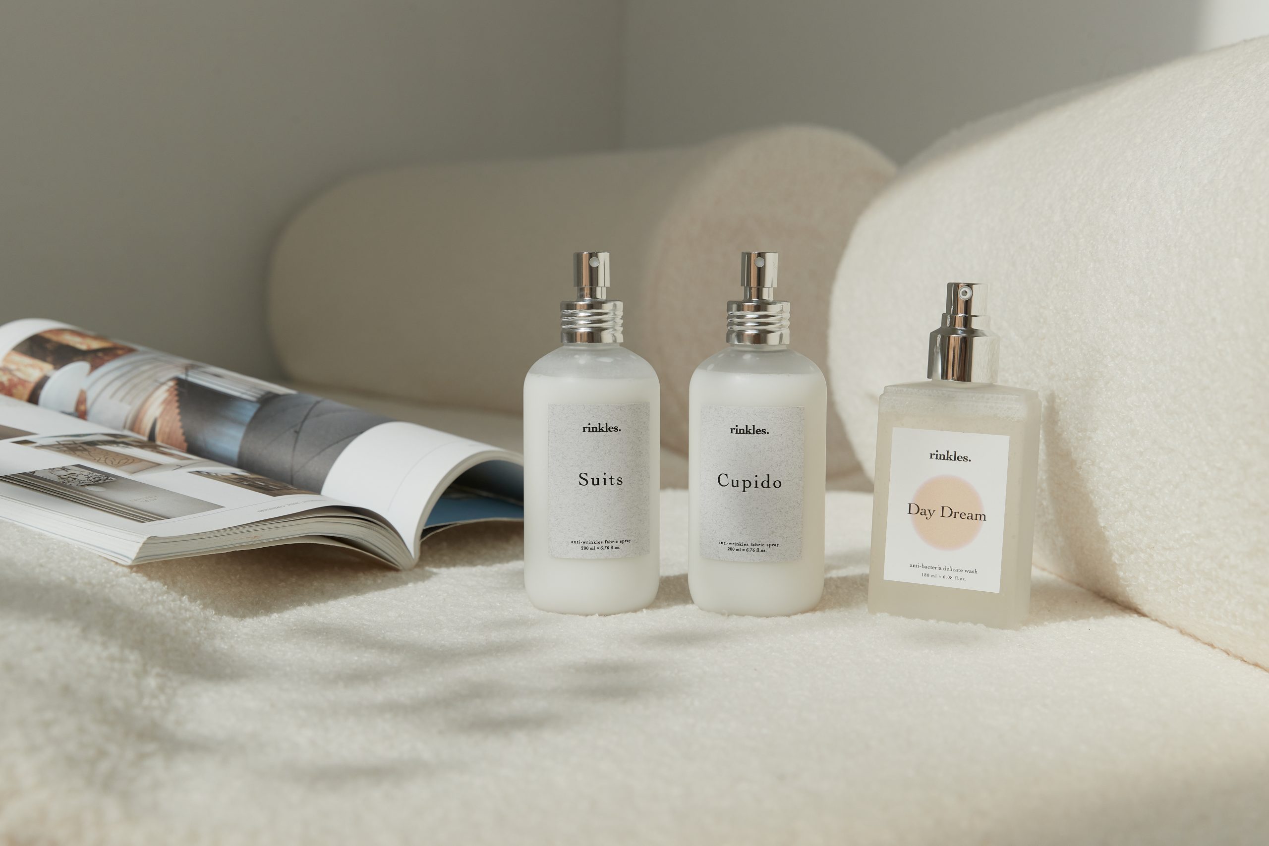 激推！聖誕跨年約會不尷尬 rinkles. 抗皺衣物香水，穿出衣物高級感