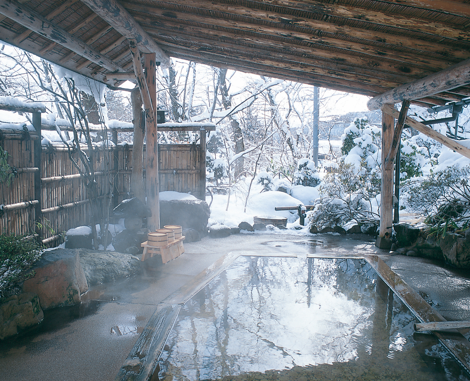 「日本泡湯東北地區」名湯秘境，搭配雪景、享受頂級泡湯之旅！