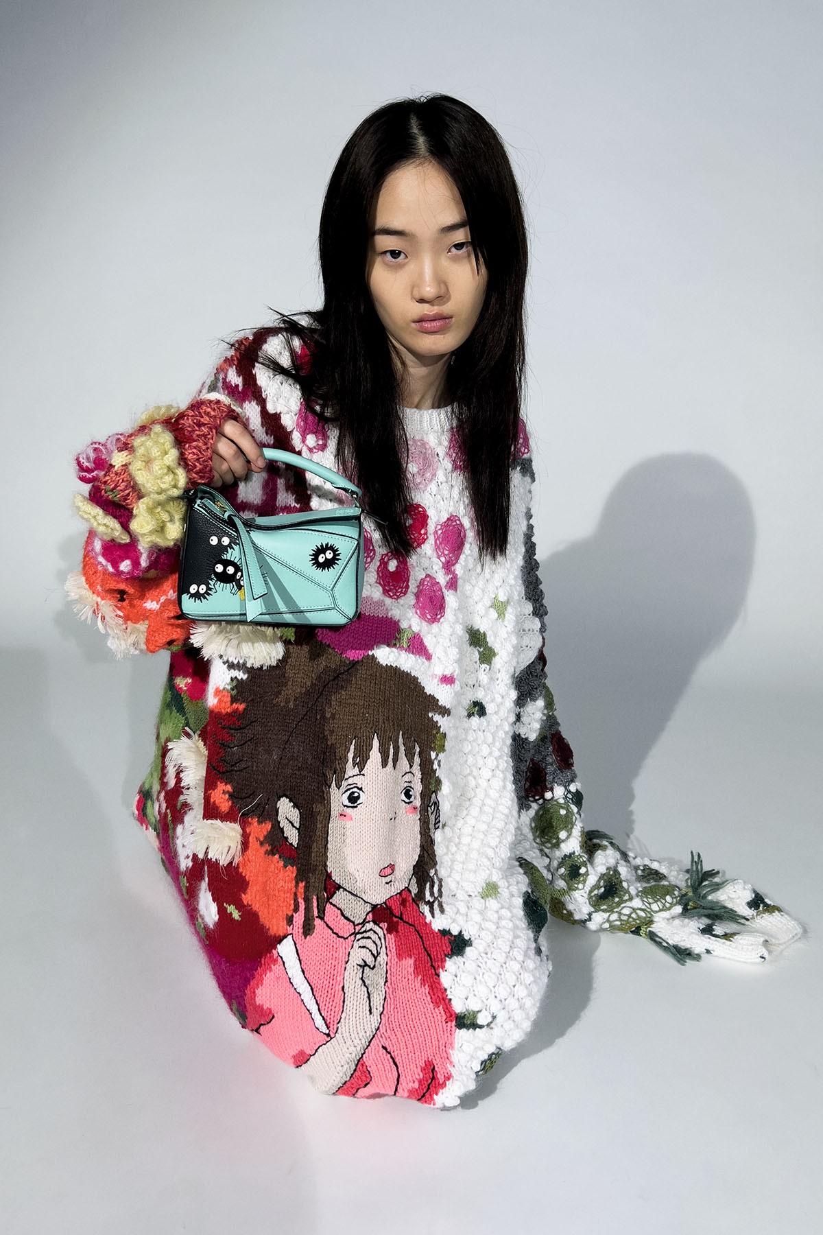 經典呈現！LOEWE x 《神隱少女》全新聯名系列登場