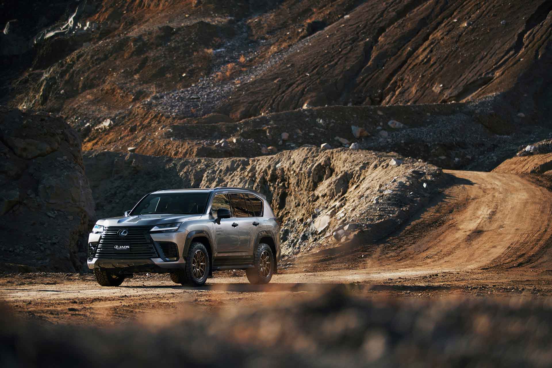 Lexus LX 600 “OFFROAD” JAOS ver.-2