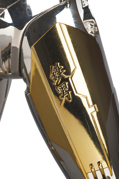 收藏價值高！MEDICOM TOY x 空山基聯手釋出「鏡面鋼鐵人」