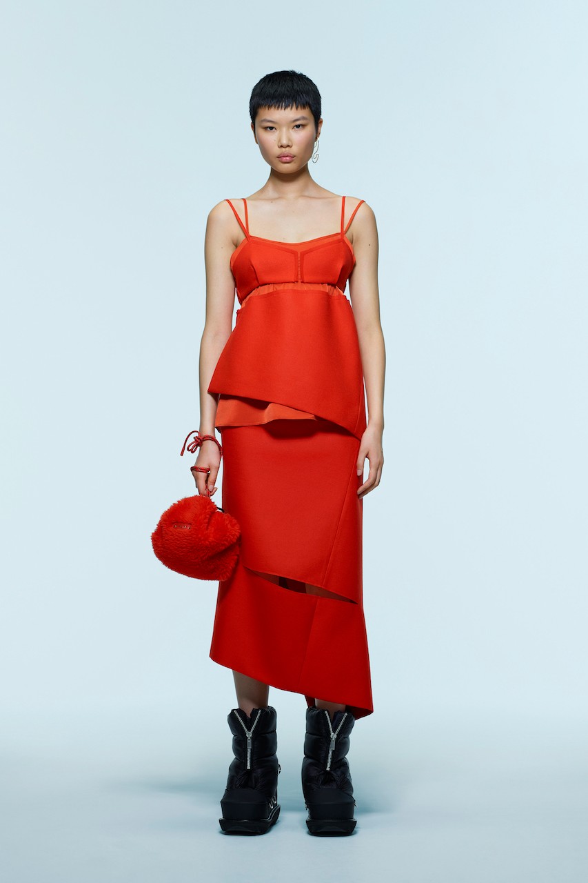 不可能只有鞋屌吧？sacai 2022 服裝曝光 Nike 全新聯名，服裝也該要 GET！