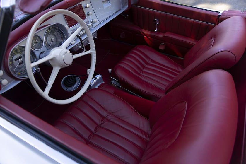 1958 BMW 507 敞篷跑車徵求新主人，文化遺產等級要價新台幣 7,000 萬！