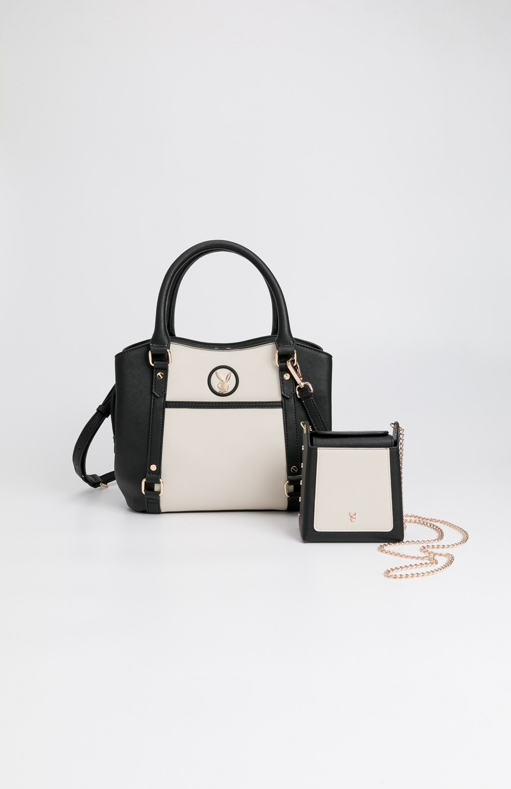 妹子衣櫃｜殘酷二選一！性感兔女郎 VS 清純可愛系女友，你選哪一個？