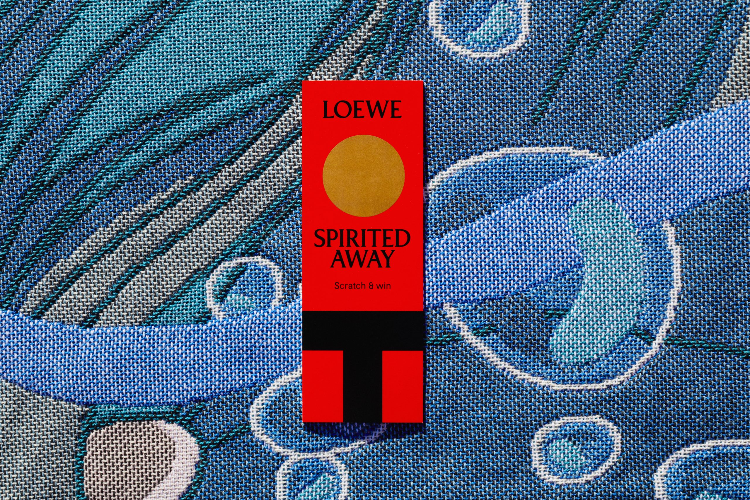 經典呈現！LOEWE x 《神隱少女》全新聯名系列登場