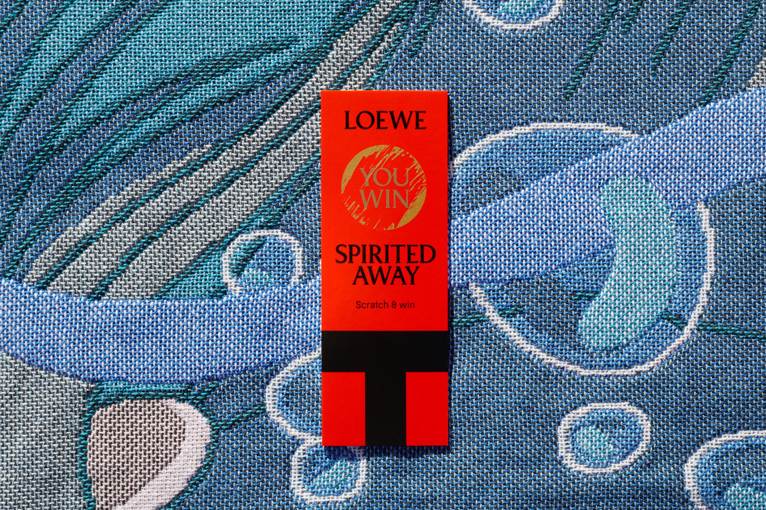 經典呈現！LOEWE x 《神隱少女》全新聯名系列登場