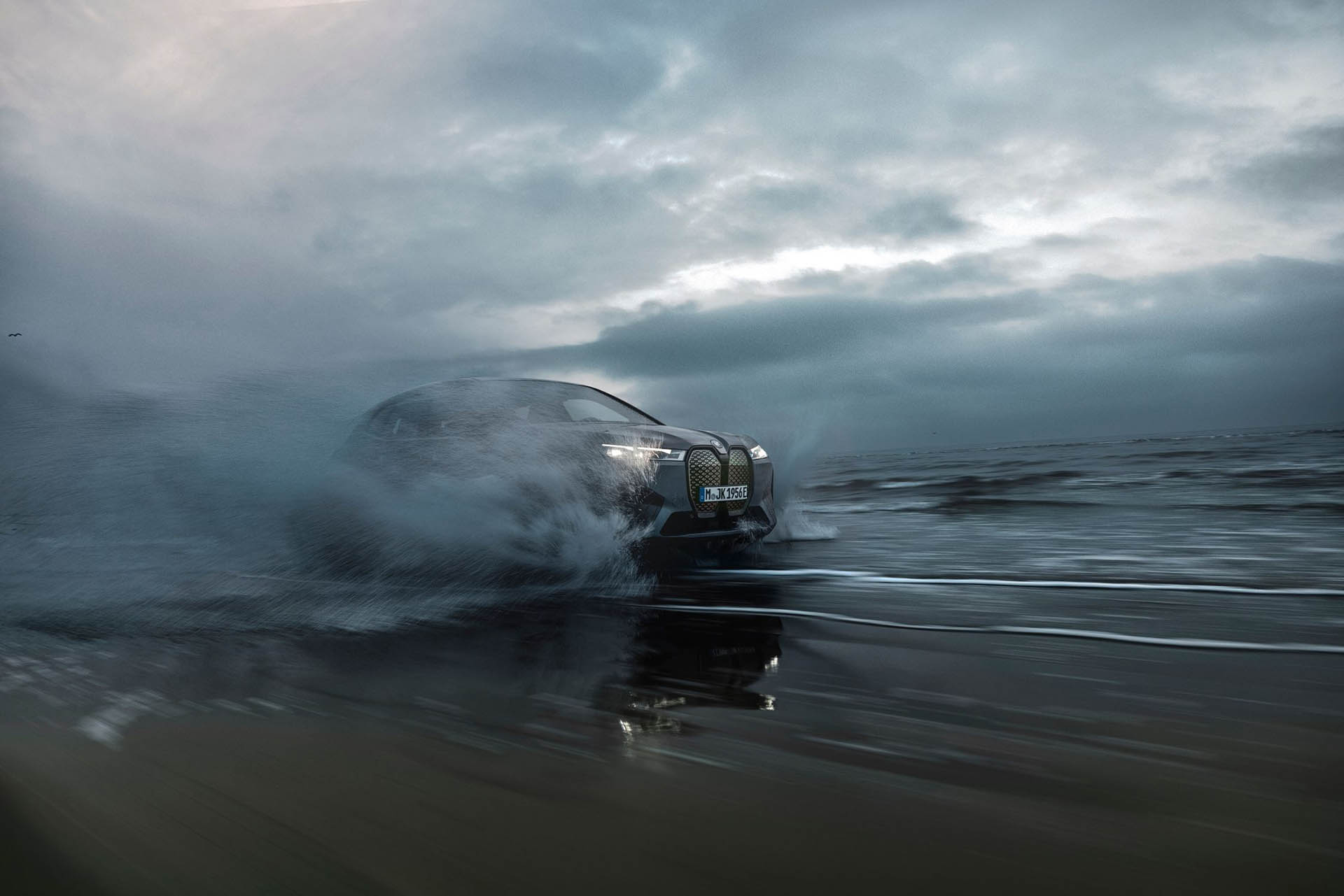 等不及 XM？BMW 搶先推出 iX M60 解解渴！