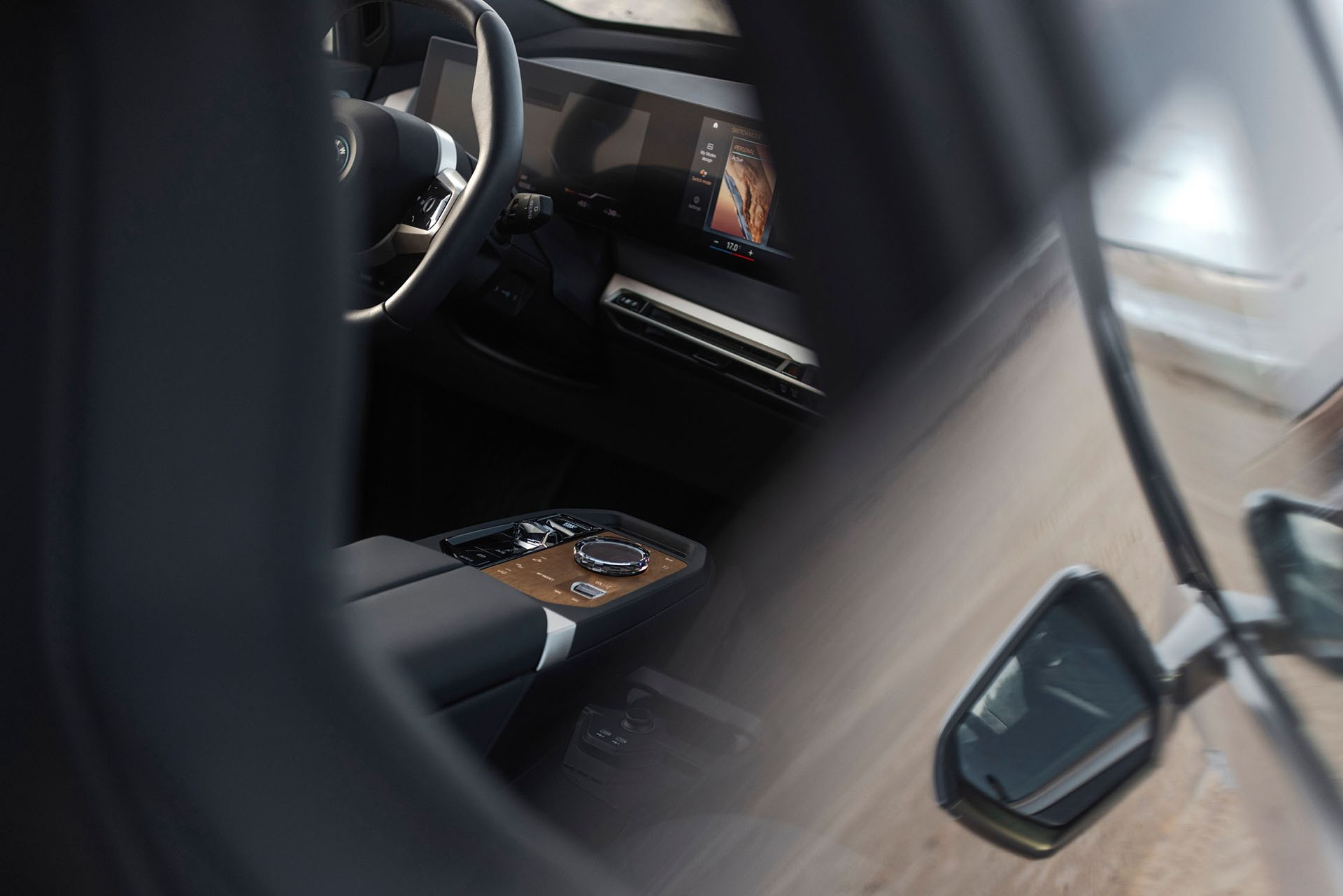 等不及 XM？BMW 搶先推出 iX M60 解解渴！