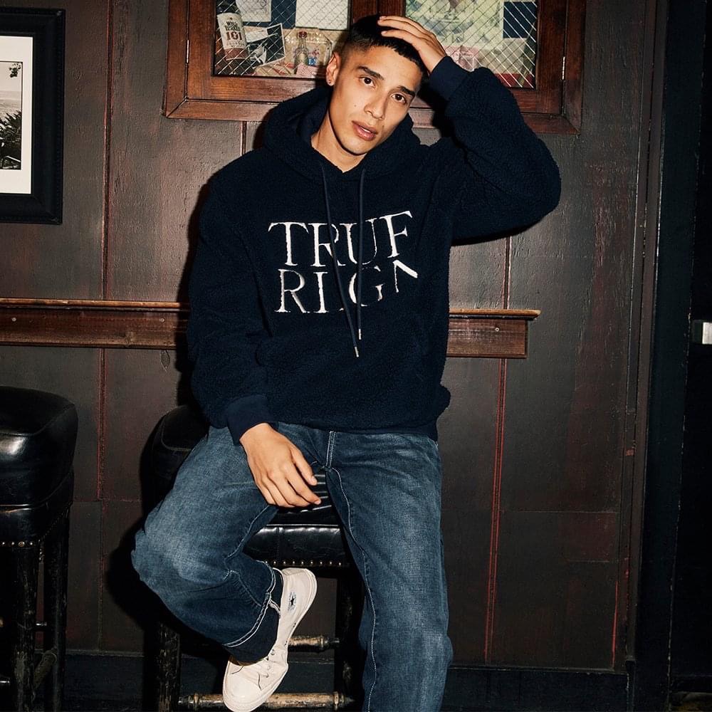 今年冬天機智的新年出遊生活，換上新衣你型我也型