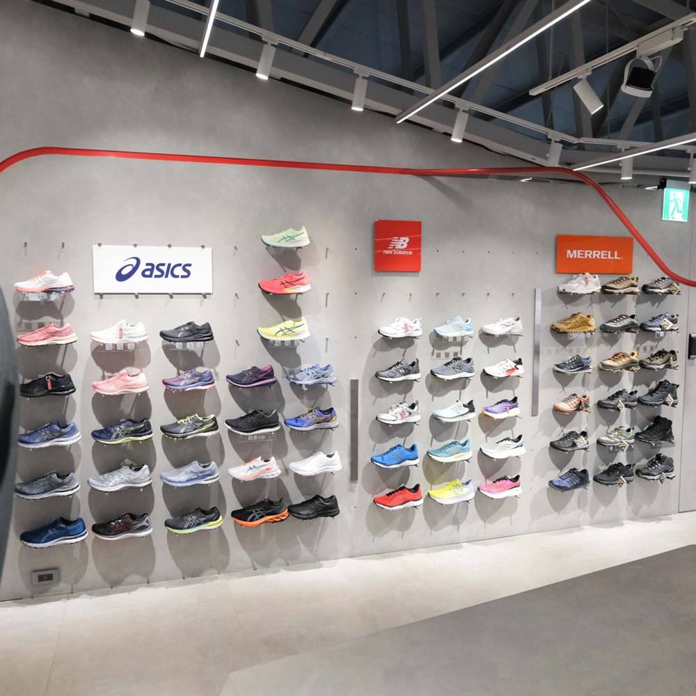 鞋迷挖寶新地標！編輯直擊台中豐原 ACS 跨運動旗艦店，千雙鞋款讓你逛到爽！
