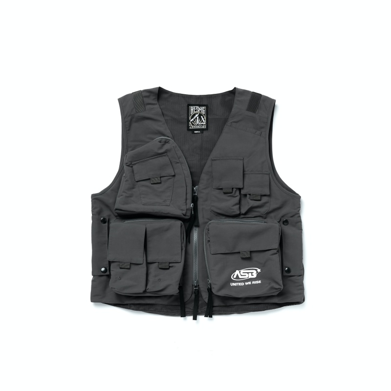 最潮戶外裝備和服裝一次到位！AES x SMG x BLACK DESIGN 三方聯乘系列重磅登場！