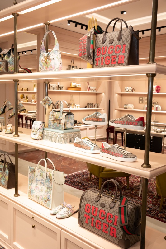 重新演繹當家老虎圖騰！ Gucci 重磅呈獻「虎年限定」系列，在 101 打造夢幻店中店！