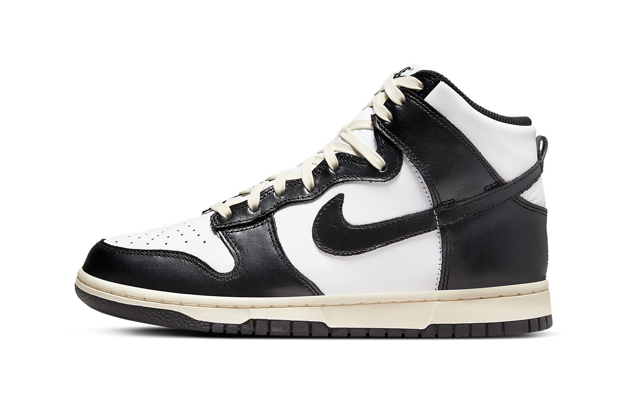 NIKE DUNK
