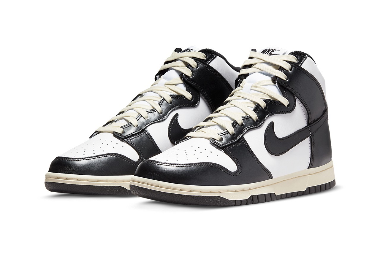NIKE DUNK