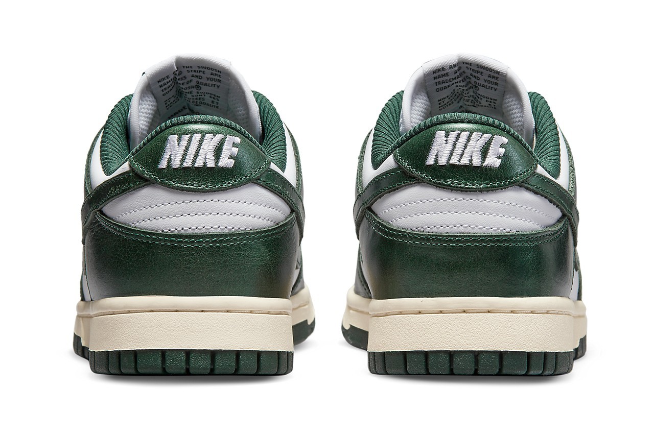 NIKE DUNK LOW