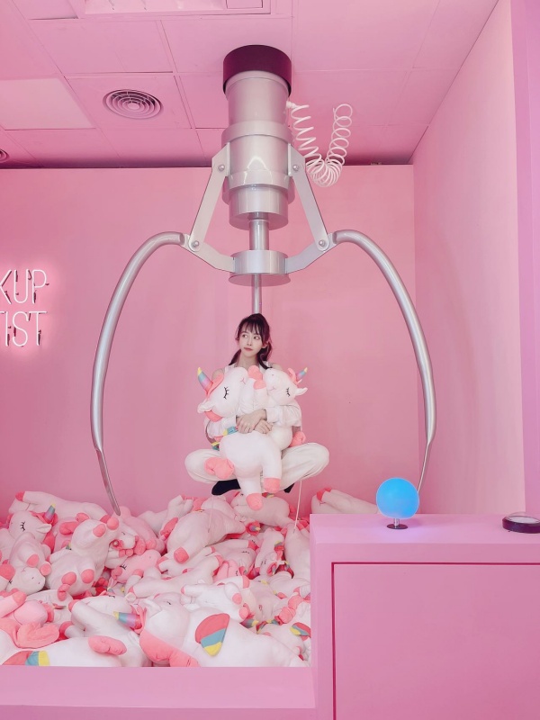 各位網帥、網美請注意！台灣首座 IG 美術館 Gaki Hip 快閃展將開催，滿滿拍照點只怕你手機容量不足！