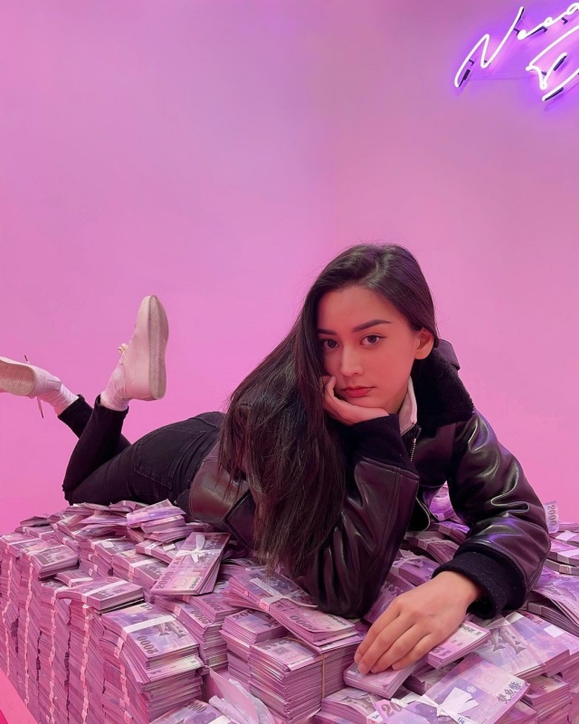 各位網帥、網美請注意！台灣首座 IG 美術館 Gaki Hip 快閃展將開催，滿滿拍照點只怕你手機容量不足！