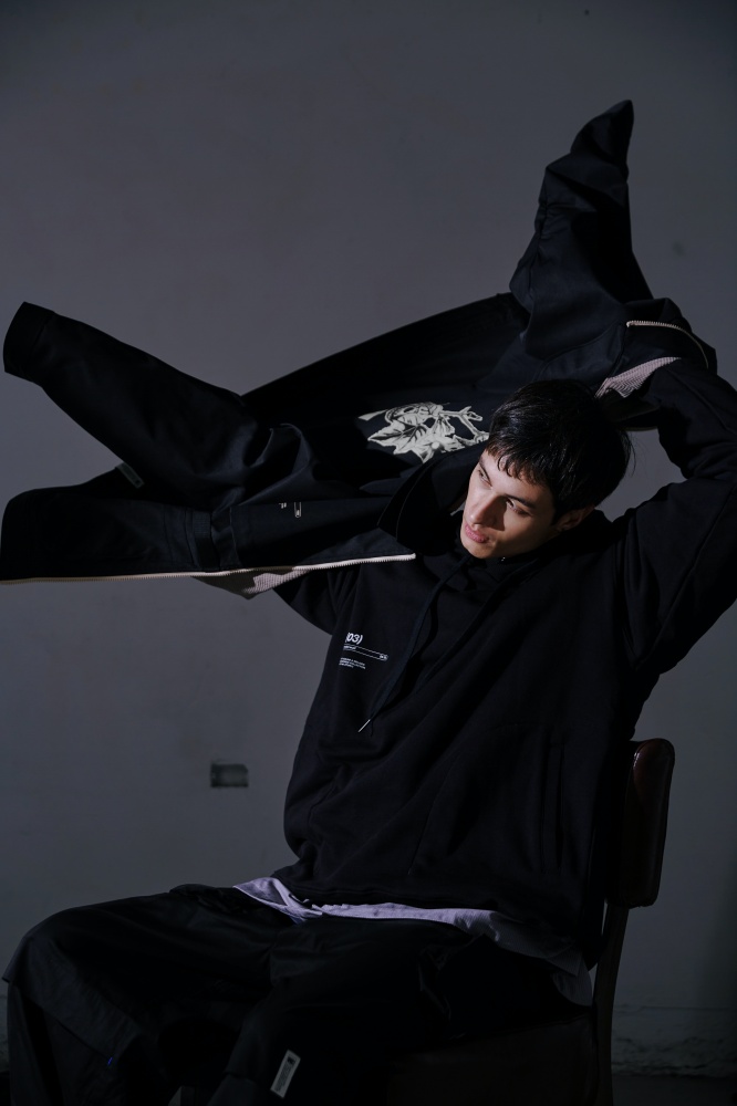 靈感來自 Oasis 樂團的桀驁不馴 － MELSIGN 攜手 WLOFSD 打造全新聯乘系列