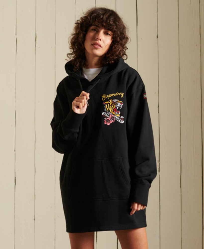 龍精虎猛！ SUPERDRY 推出新春系列服飾，翻玩經典 ROCKABILLY 鄉村搖滾復古穿搭！
