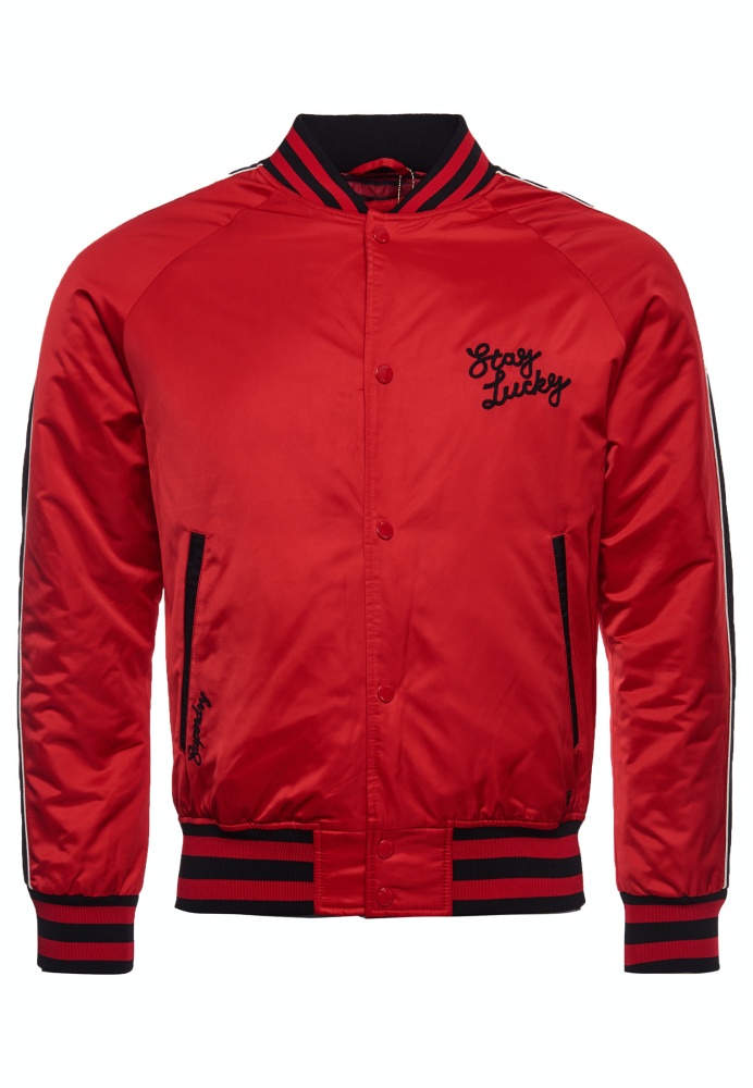 龍精虎猛！ SUPERDRY 推出新春系列服飾，翻玩經典 ROCKABILLY 鄉村搖滾復古穿搭！