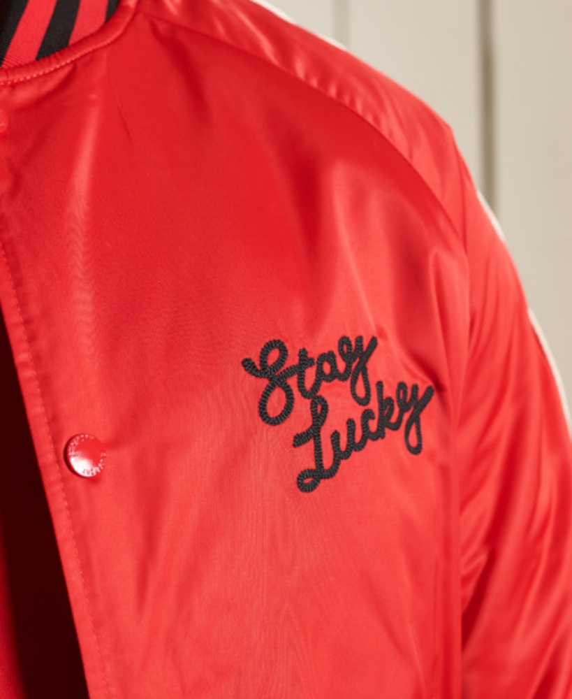 龍精虎猛！ SUPERDRY 推出新春系列服飾，翻玩經典 ROCKABILLY 鄉村搖滾復古穿搭！